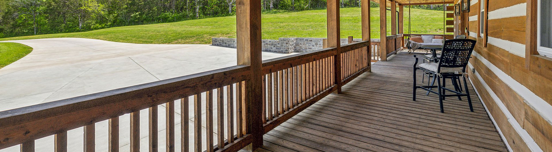 Refresh Your Deck with Your Tennessee Deck Refinishing Company