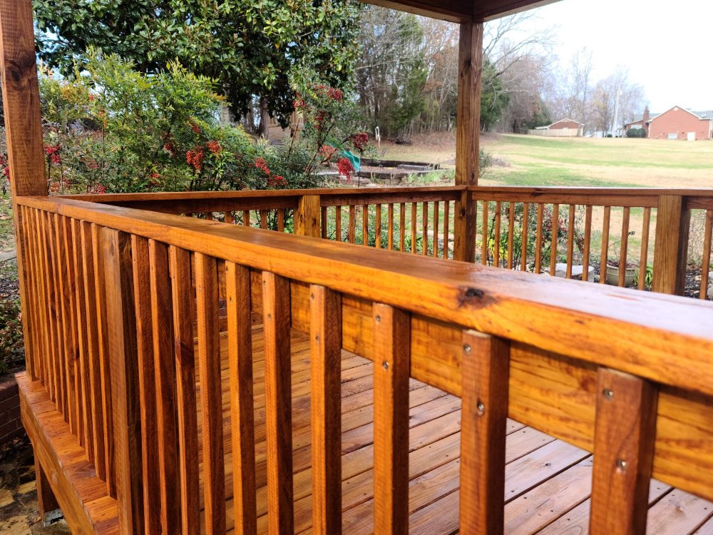 Mt. Juliet Wood Decks Cleaning and Staining project photo