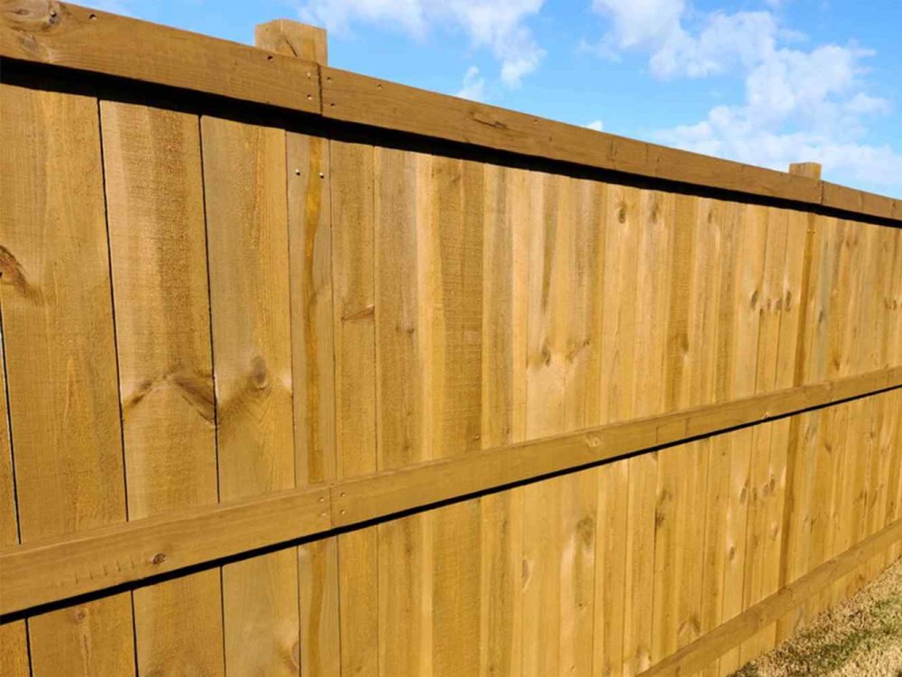 Pre-Stained Wood Fence in Nashville, Tennessee